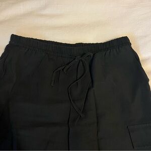 Black wide leg cargo pants